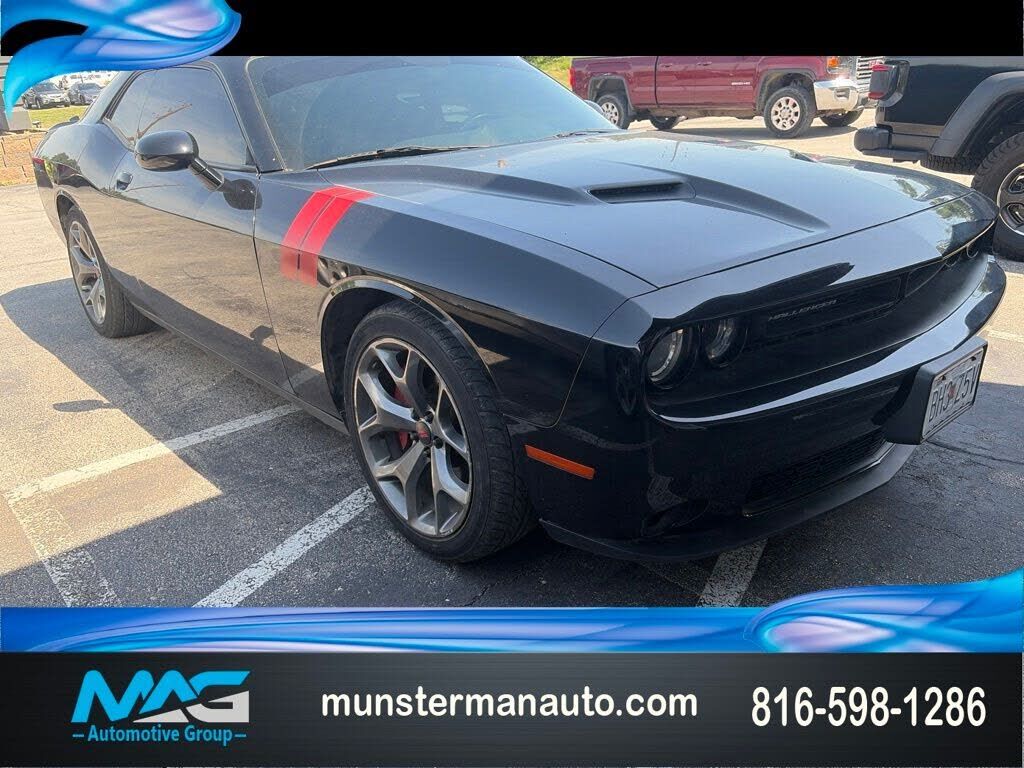 2016 DODGE Challenger
