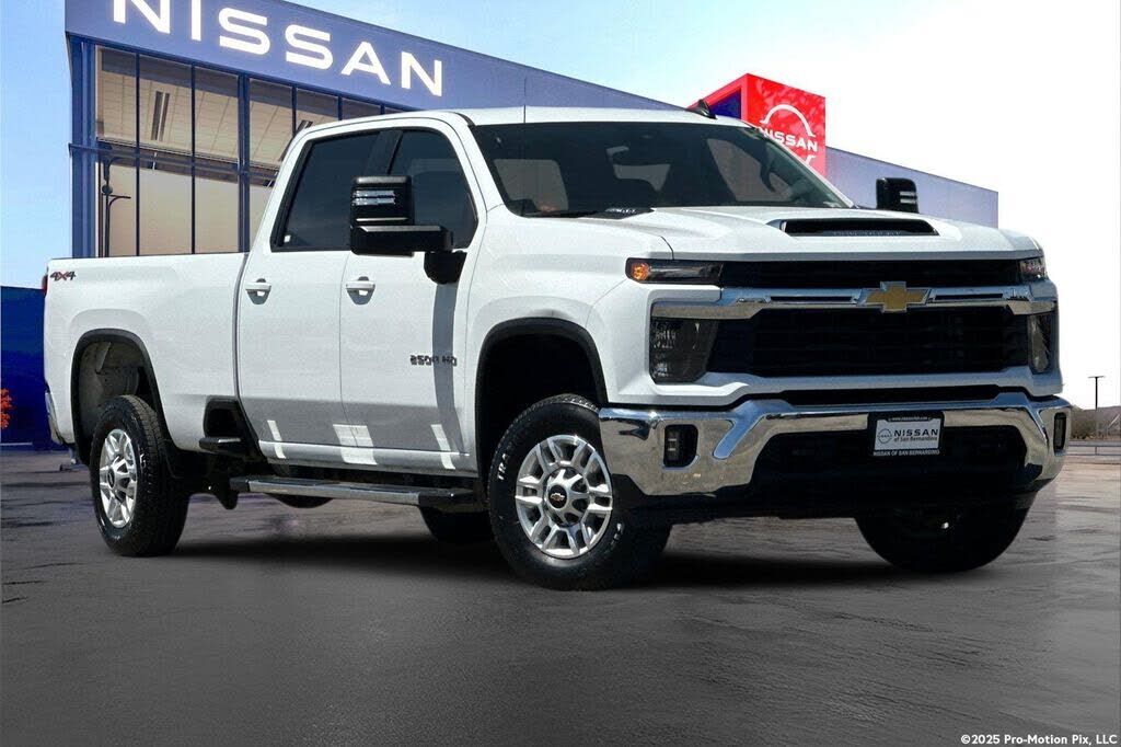 2025 CHEVROLET Silverado HD