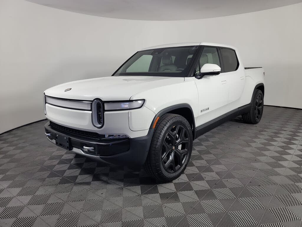2024 RIVIAN R1T