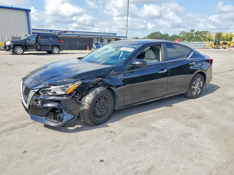 2020 NISSAN Altima