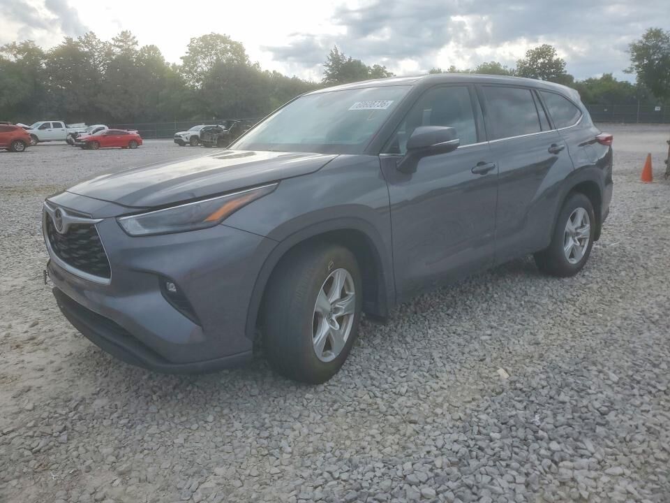 2022 TOYOTA Highlander