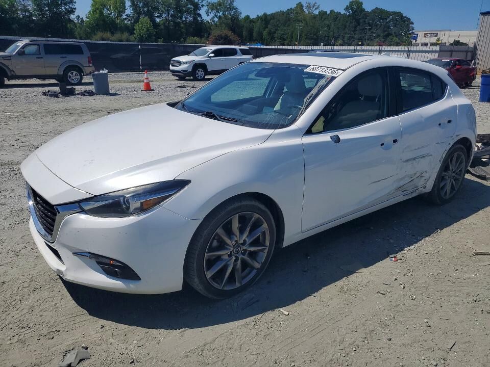 2018 MAZDA Mazda3