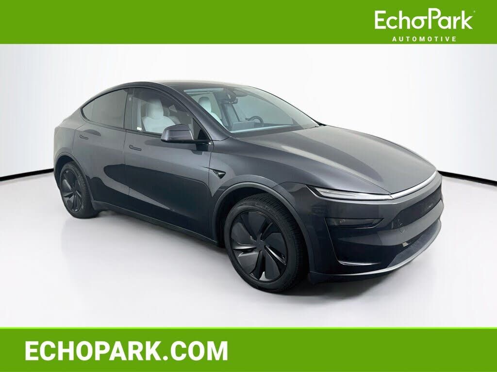 2026 TESLA Model Y