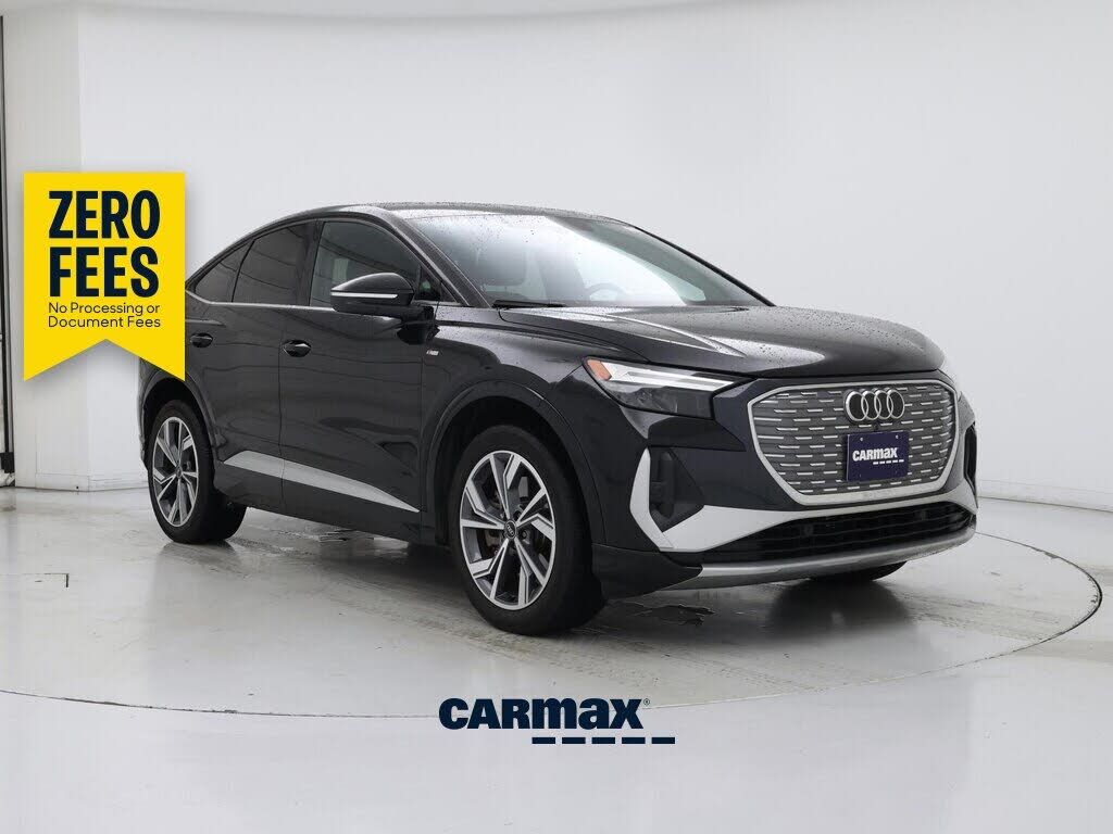 2023 AUDI Q4