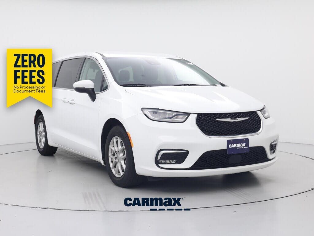 2023 CHRYSLER Pacifica