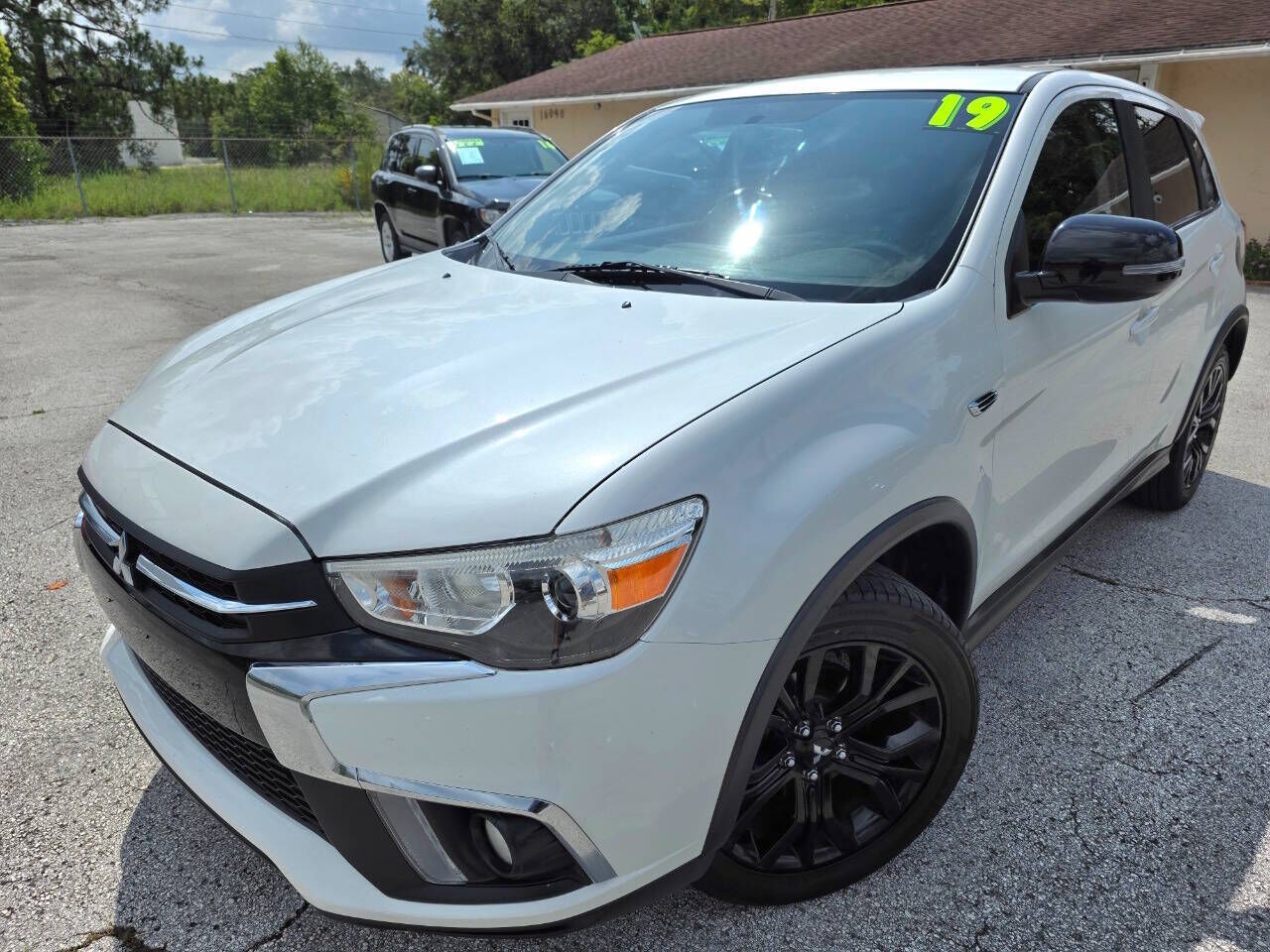 2019 MITSUBISHI Outlander Sport