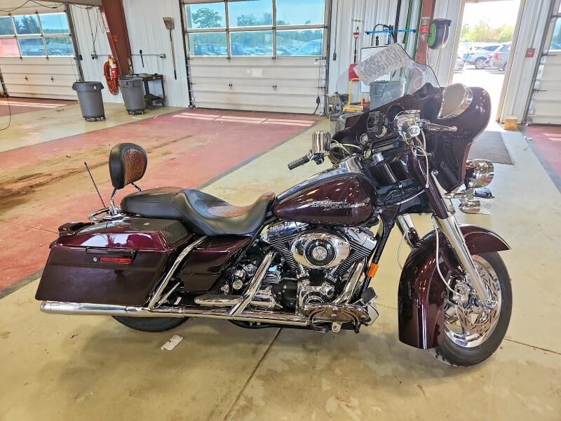 2006 HARLEY DAVIDSON Street Glide