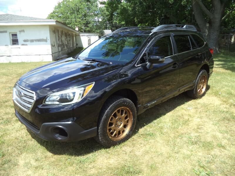 2017 SUBARU Outback