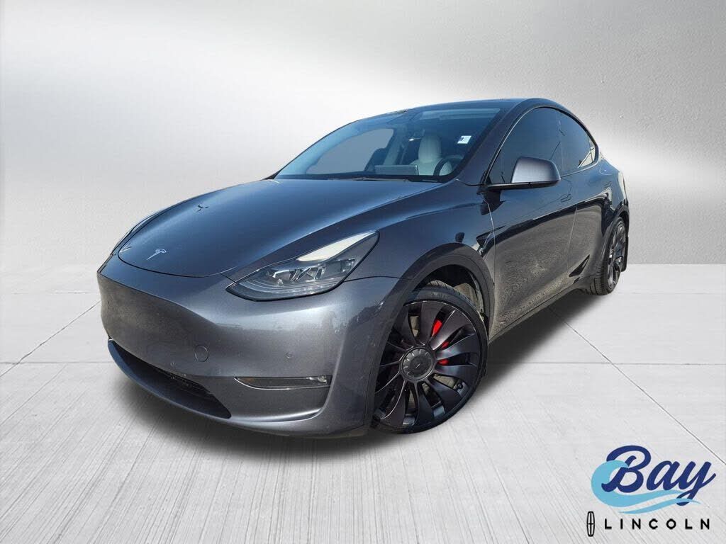 2021 TESLA Model Y
