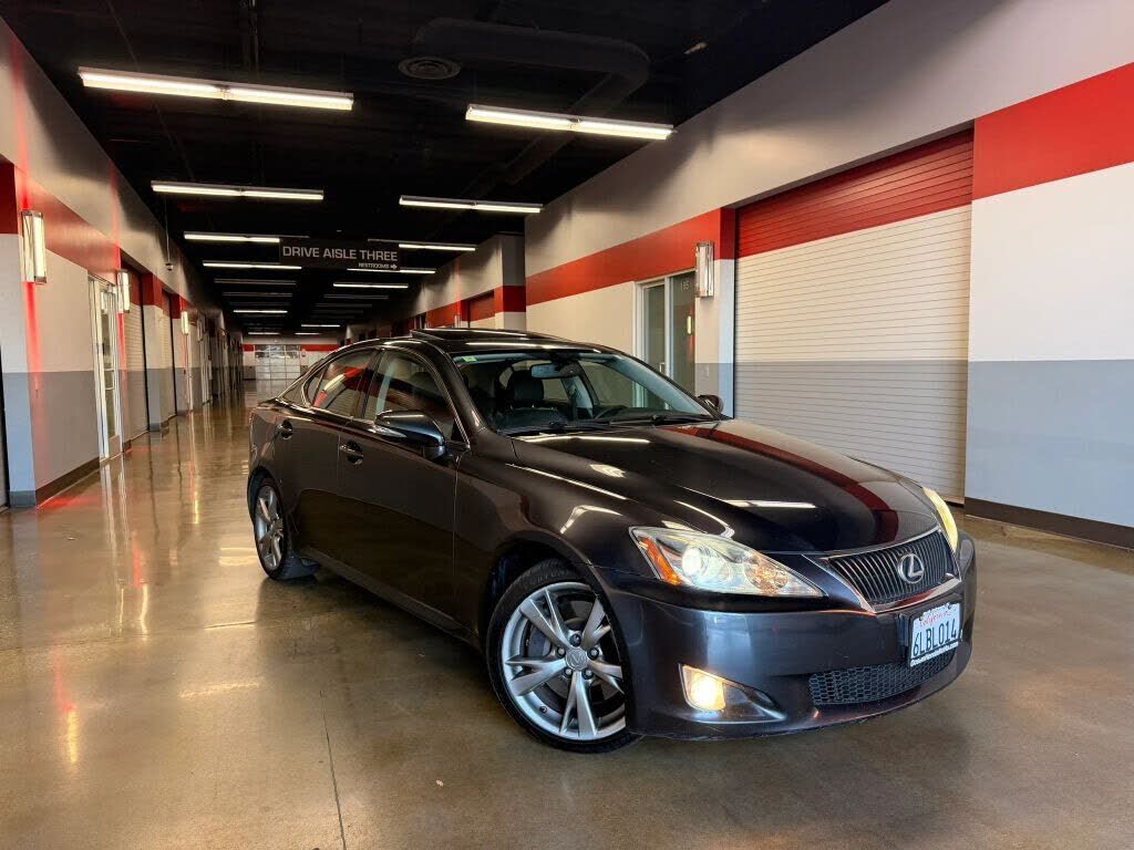 2010 LEXUS IS