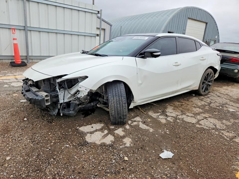 2019 NISSAN Maxima