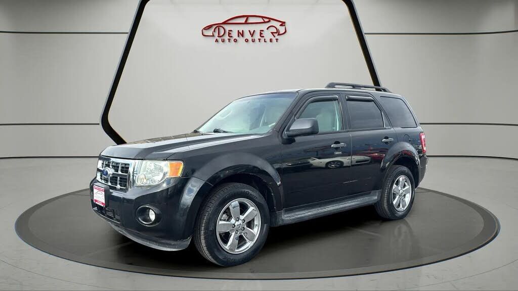 2011 FORD Escape