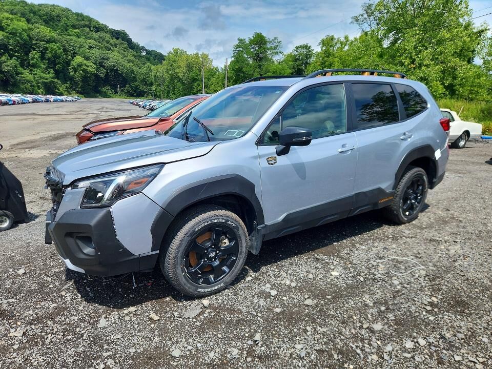 2025 SUBARU Forester
