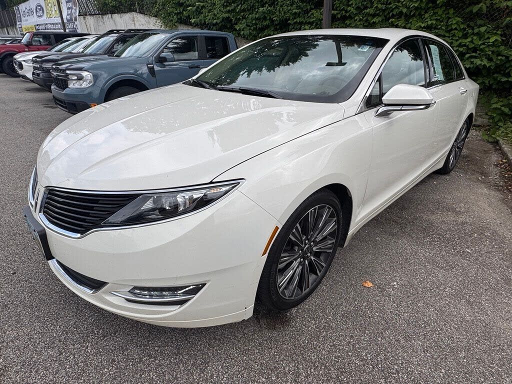 2016 LINCOLN MKZ