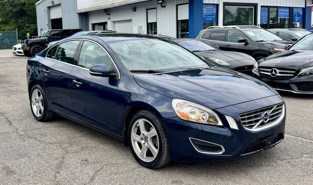 2012 VOLVO S60
