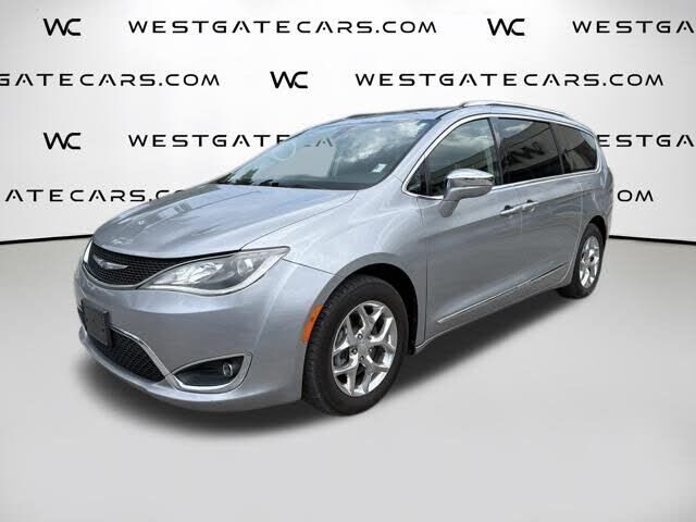 2019 CHRYSLER Pacifica