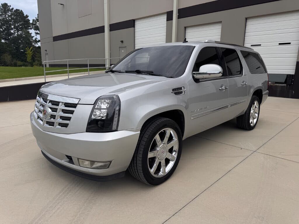2013 CADILLAC Escalade