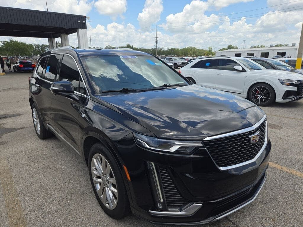 2020 CADILLAC XT6