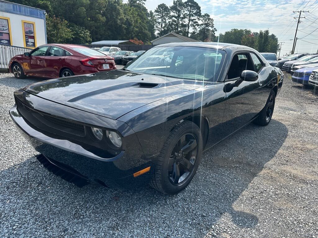 2013 DODGE Challenger