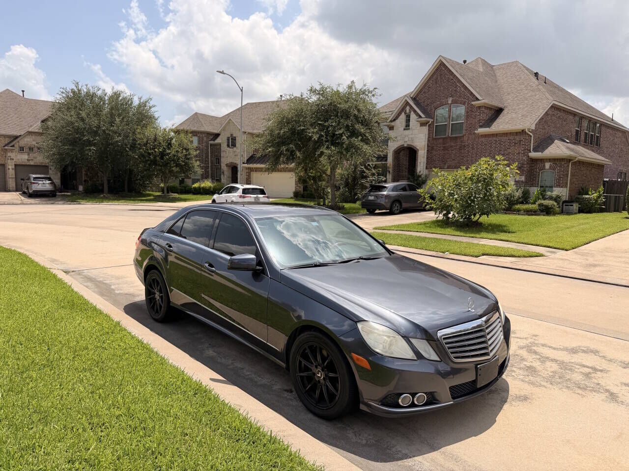 2010 MERCEDES-BENZ E-Class
