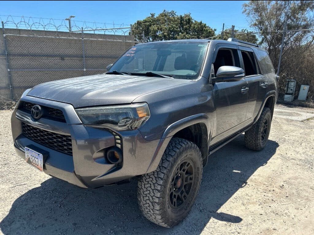 2017 TOYOTA 4-Runner