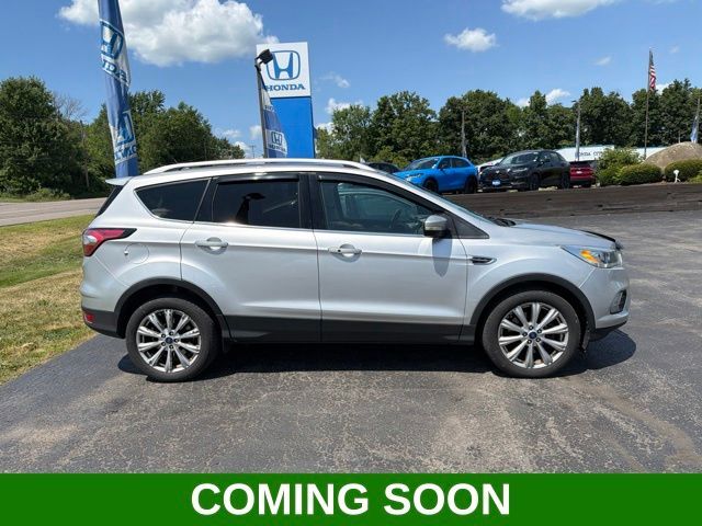 2017 FORD Escape