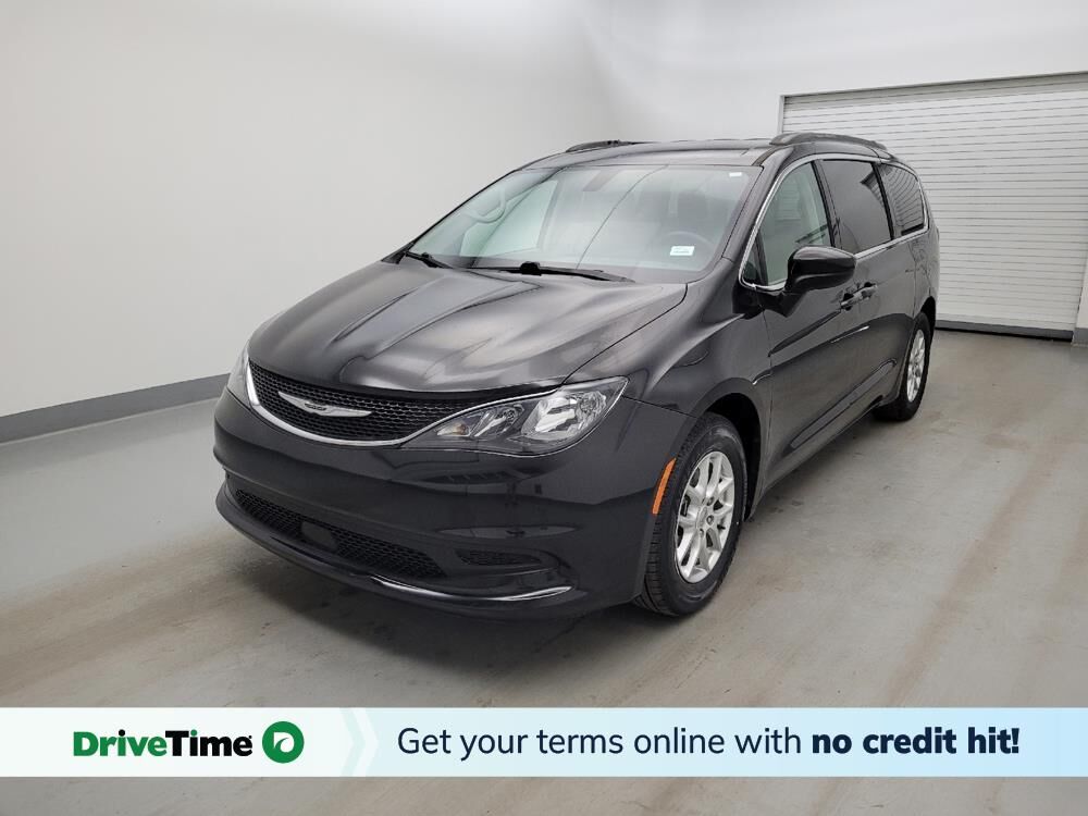 2021 CHRYSLER Voyager
