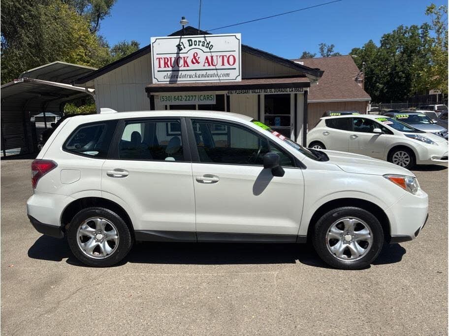 2016 SUBARU Forester