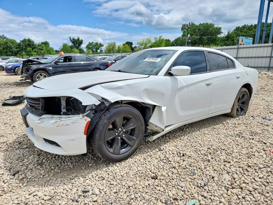 2016 DODGE Charger