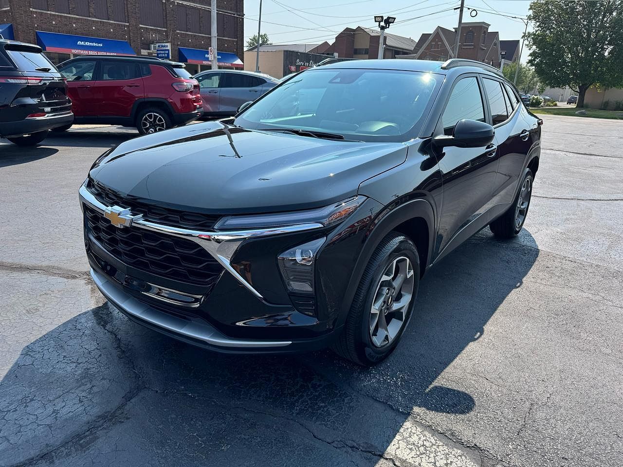 2025 CHEVROLET Trax