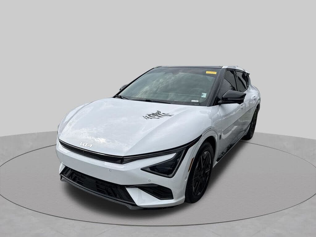 2025 KIA EV6