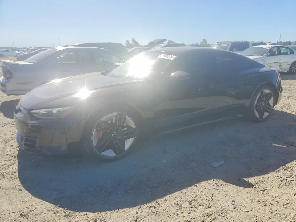 2022 AUDI e-tron