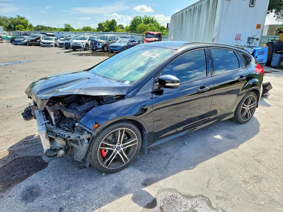 2018 FORD Focus