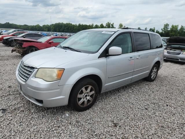 2010 CHRYSLER Town and Country