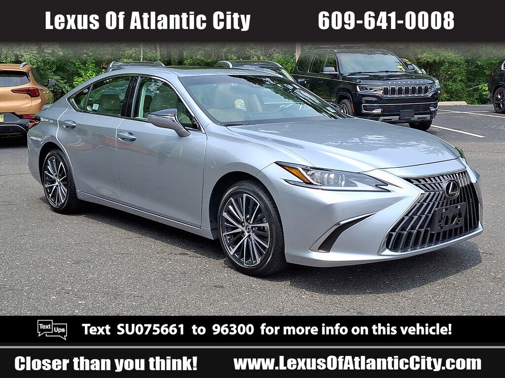 2025 LEXUS ES