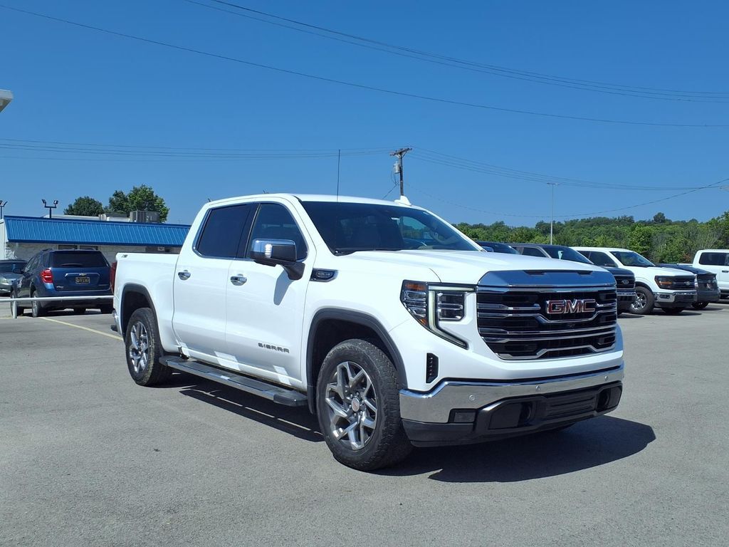 2023 GMC Sierra