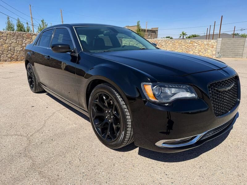 2015 CHRYSLER 300