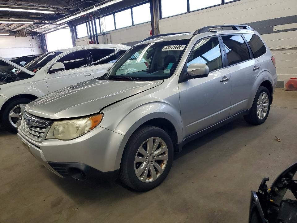2011 SUBARU Forester