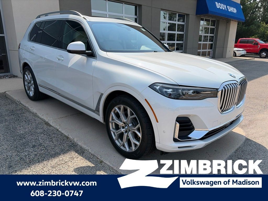 2022 BMW X7