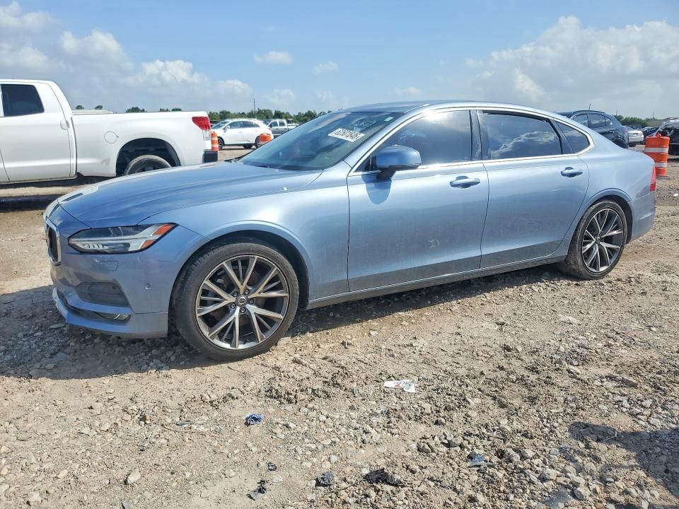 2018 VOLVO S90