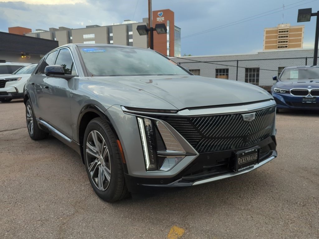 2024 CADILLAC Lyriq
