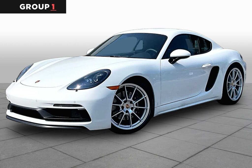 2025 PORSCHE 718