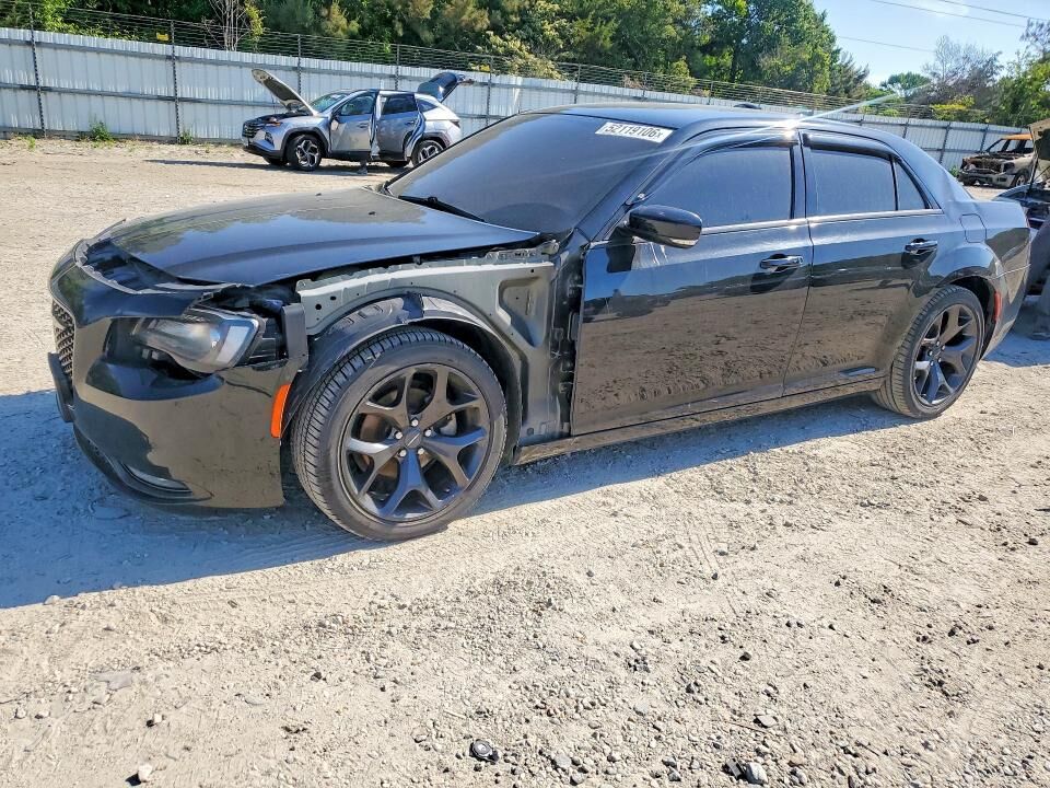 2021 CHRYSLER 300