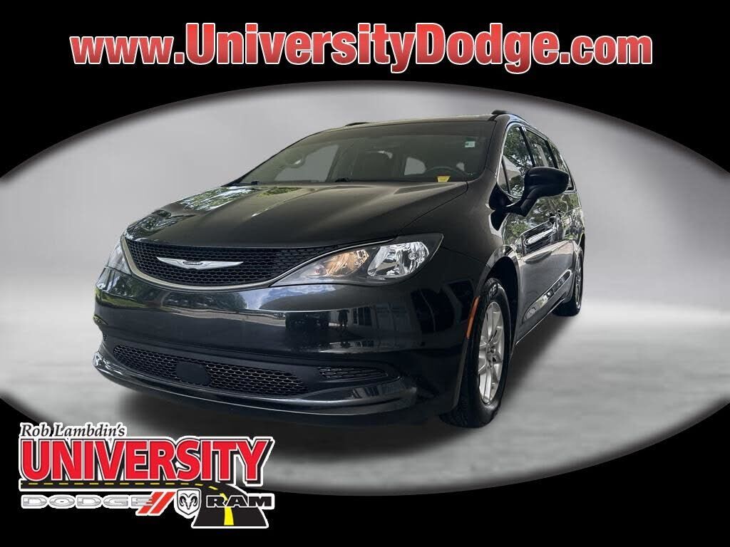 2021 CHRYSLER Voyager