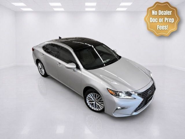 2016 LEXUS ES
