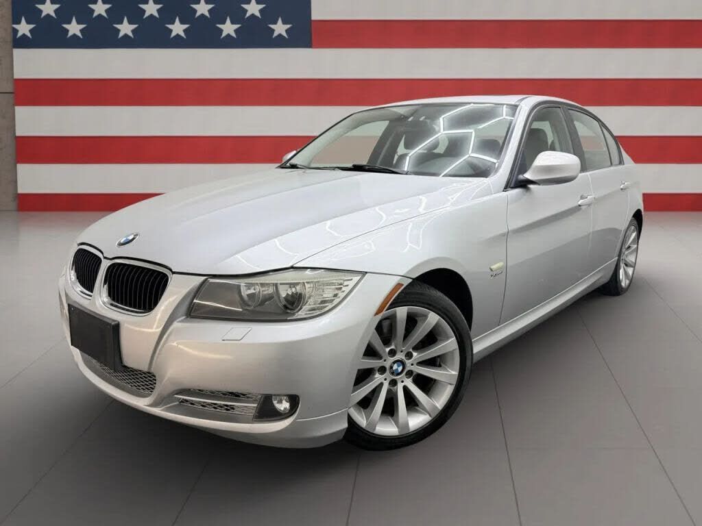 2011 BMW 3 Series