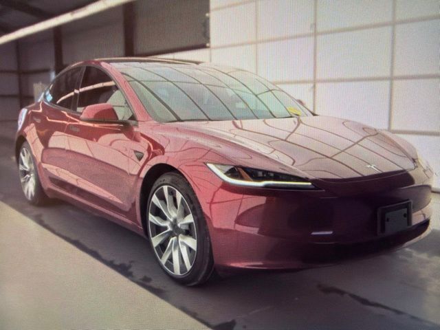 2025 TESLA Model 3