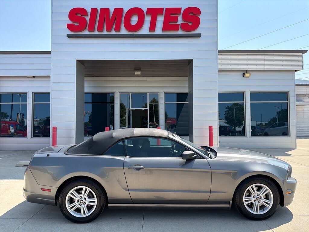2014 FORD Mustang