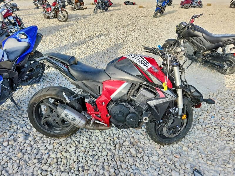 2015 HONDA CB