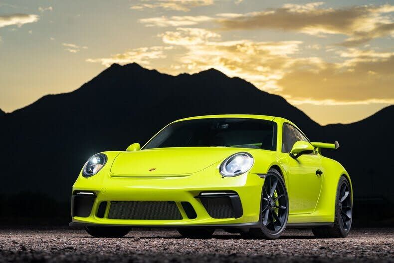2018 PORSCHE 911